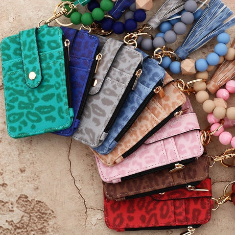 Ensemble Porte-clés Porte-cartes en Cuir Artificiel Léopard avec Bracelet en Perles de Silicone et Gland pour Accessoire de Mode Femme