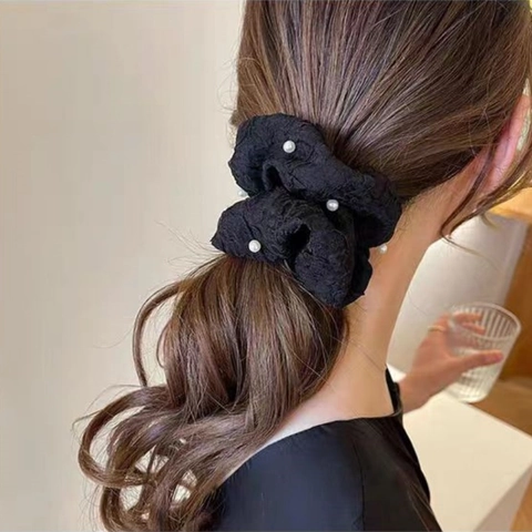Elegant Pleated Fabric Hair Scrunchies Decorated With Artificial Pearls Solid Color Elastic Hair Ties For Women Daily Accessories