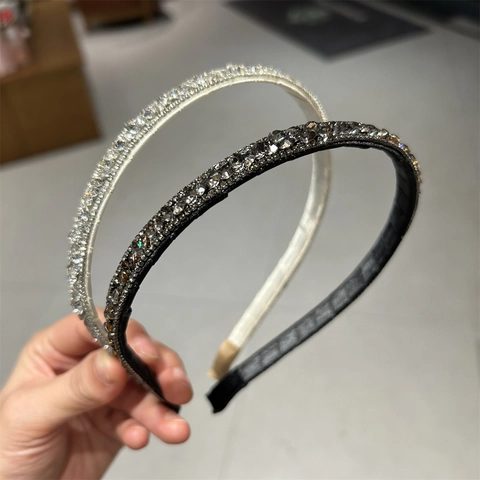 Luxury Rhinestone Headband For Women Elegant Satin Wrapped Hair Band Korean Style Shiny Crystal Thin Headpiece Hair Accessories