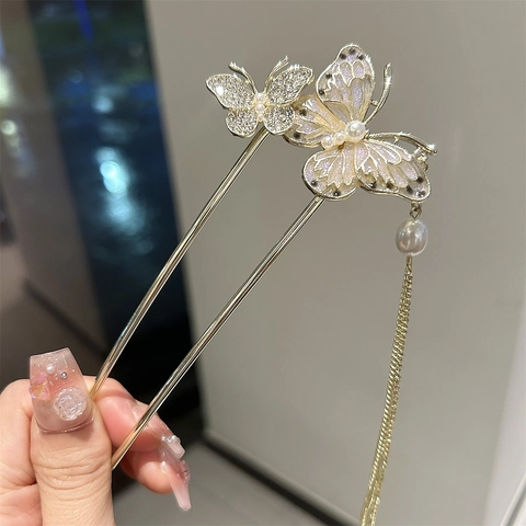 Elegante Bastoncino per Capelli a Farfalla in Lega Nappa Lunga Perla Artificiale Strass Stile Cinese Vintage Hanfu Accessorio per Capelli Donna