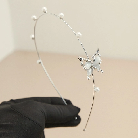 Elegante Cerchietto in Lega a Farfalla Con Accenti di Perle Artificiali Sottile Cerchietto Argento per Donna Matrimonio Festa Accessori Capelli