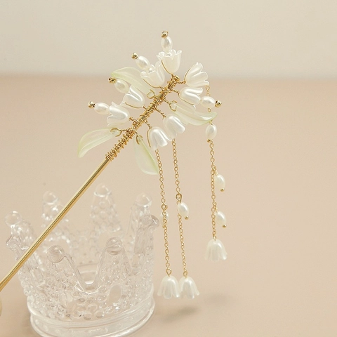 Palillo para el Pelo de Aleación Vintage Lirio de los Valles Con Borla Flor de Perla Artificial para Hanfu Cheongsam Joyería