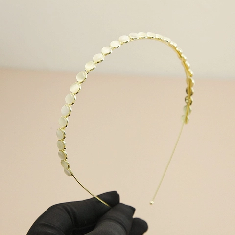 Serre-tête en Alliage d'Or Minimaliste Mode pour Femme Avec Pierre Œil de Chat et Strass Accessoire de Coiffure Rond Géométrique