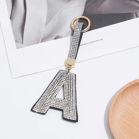 Strass Letter Sleutelhanger Legering Fonkelend Alfabet Initiaal Hanger Voor Vrouwen Luxe Verguld Tas Accessoire Sleutelring Cadeau