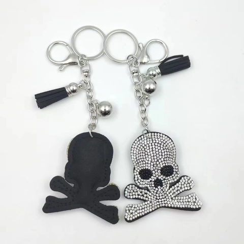 Kreativer Totenkopf Strass Schlüsselanhänger Gothic Quaste Auto Zubehör Für Halloween Party Punk Stil Legierung Schlüsselring