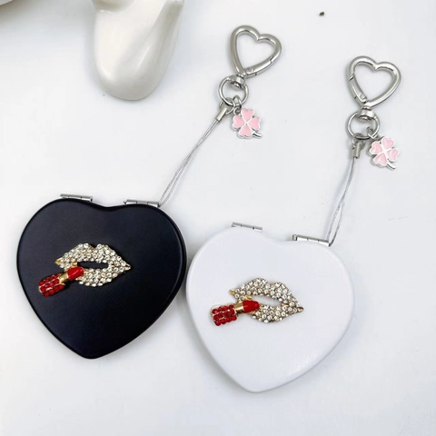 Fashion Heart Leather Makeup Mirror Keychain Alloy Rhinestone Lip Lipstick Design Bag Pendant Accessories For Women Valentine Gift
