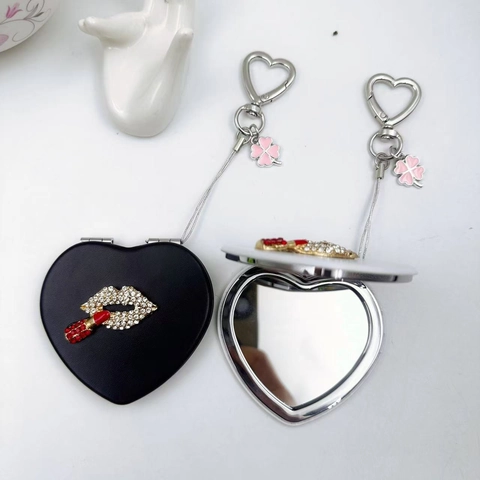 Fashion Heart Leather Makeup Mirror Keychain Alloy Rhinestone Lip Lipstick Design Bag Pendant Accessories For Women Valentine Gift
