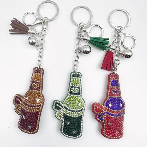 Creative Rhinestone Wine Bottle Keychain With Tassel Alloy Star Pattern Bottle Pendant Keyring Bag Charm Jewelry Gift
