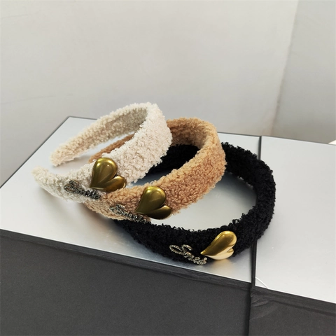 Koreanischer Stil Lammwolle Plüsch Stirnband Haarklammer Gold Herz Smile Strass Buchstaben Herbst Winter Haarschmuck Damen