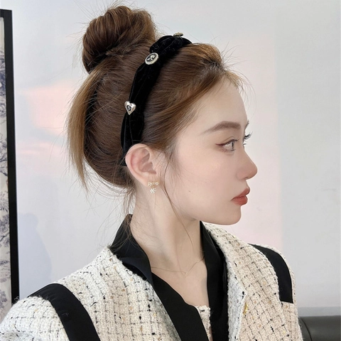 Französischer Vintage Samt Haarreif Für Damen Eleganter Schwarzer Gedrehter Haarband Mit Retro Metall Kamelie Deko Haarschmuck