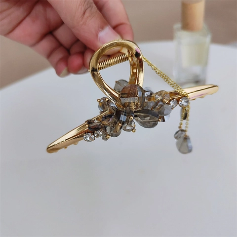 Korean Style Large Gold Alloy Hair Claw Clip Long Tassel Smoke Gray Artificial Crystal Flower Shark Clip Women Hair Jewelry