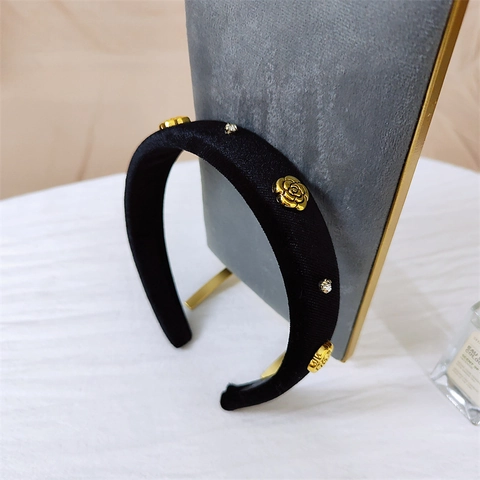 Vintage Camellia Velvet Padded Headband For Women Elegant Gold Flower Rhinestone Hair Hoop Retro Handmade Hair Accessories