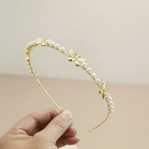 Elegante Gouden Vlinder Kunstparel Haarband Met Kattenoogsteen Koreaanse Stijl Dunne Metalen Hoofdband Voor Dames Sieraden