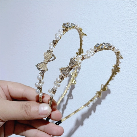 Serre-tête Style Coréen Papillon Strass Künstliche Perle pour Femmes Alliage Or Floral Bandeau Cheveux Élégant Accessoires de Mariage Fête