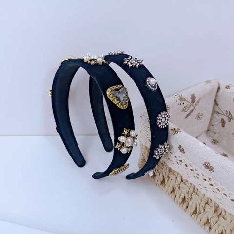 Cerchietto Imbottito in Velluto Vintage Barocco Con Fiocco di Neve in Strass e Künstliche Perle Eleganti Accessori Capelli Party Donna
