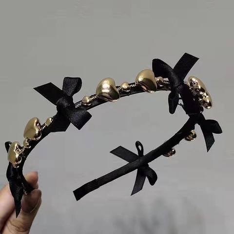 Koreaanse Zoete Zwarte Satijnen Lint Strik Haarband Met Zilveren Metalen Hart Hanger Retro Esthetische Hoofdband Voor Dames