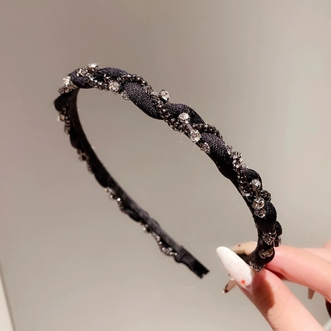 French Retro Black Twisted Fabric Headband With Rhinestone Inlaid Thin Hairband For Women Elegant Daily Hair Accessories