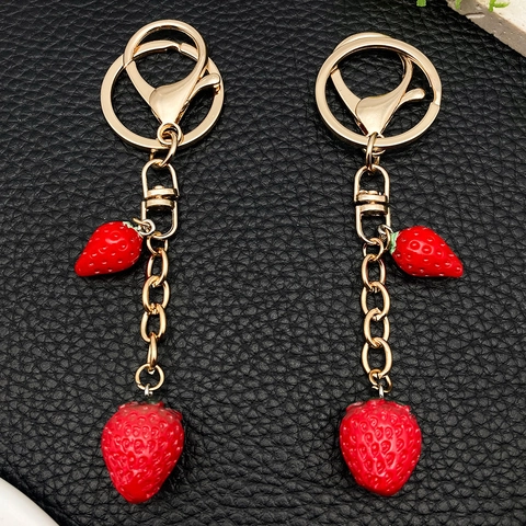 Portachiavi Creativo con Fragola Rossa in Resina Lega di Zinco Oro Ciondolo per Borsa Frutta Regalo per Donna Bambini