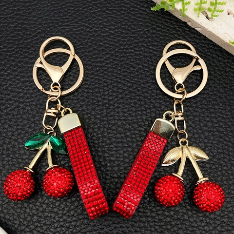 Portachiavi a Forma di Ciliegia con Strass per Donna in Resina Oro Lega di Zinco Pendente per Borsa a Forma di Frutta Portachiavi di Cristallo Rosso Scintillante Regalo