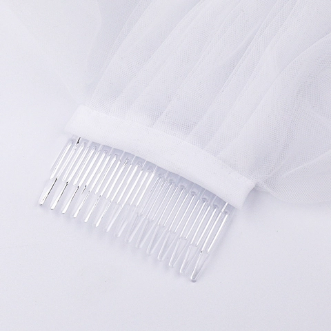 Eleganter Weißer Doppellagiger Braut-Hochzeitsschleier Mit Bogenkanten-Spitzenbesatz Und Haarkamm Romantischer Kopfschmuck