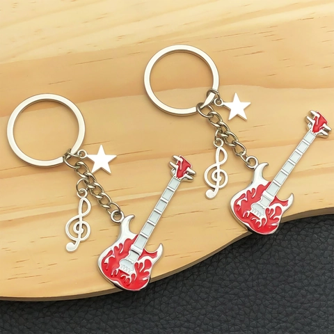 Llavero Metálico Creativo de Guitarra Eléctrica de Rock Con Dije de Estrella y Clave de Sol Aleación de Zinc Patrón de Llama Regalo para Amantes de la Música