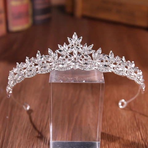 Elegante Corona da Sposa in Lega con Strass Tiara a Foglia Minimalista Coreana per Matrimonio Banchetto Festa Donna Gioielli Capelli
