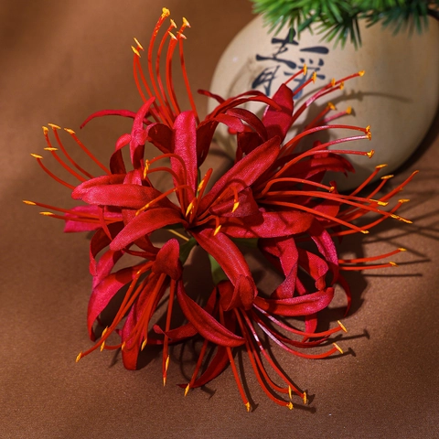 Vintage Handgefertigte Satin Spinnenlilie Blume Haarclip Und Quaste Haarnadel Mit Künstlicher Künstliche Perle Hanfu Kopfschmuck Damen