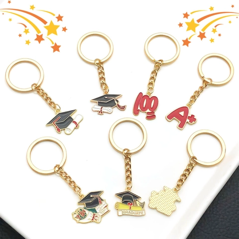Porte-clés en Métal de la Saison des Diplômes Toque Diplôme Livre Fleur A+ Émail Alliage de Zinc Cadeau Pendentif pour Sac d'École Anneau de Clé