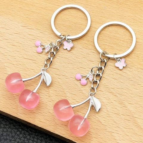 Portachiavi Creativo a Ciliegia Rosa Ciondolo a Frutto in Lega di Zinco e Resina Con Farfalla Smaltata per Chiavi della Borsa Regalo Donna
