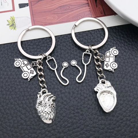 Medizinisches Thema Zinklegierung Schlüsselanhänger Antiksilber Stethoskop Anatomisches Herz Krankenwagen Spritze Krankenschwester Arzt Abschluss Schmuck Geschenk