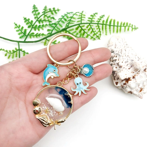 Portachiavi in Lega di Zinco Tema Oceano Delfino Polpo Conchiglia Perla Artificiale Ciondolo Smaltato Anello di Metallo Oro Regalo Gioielli Donna