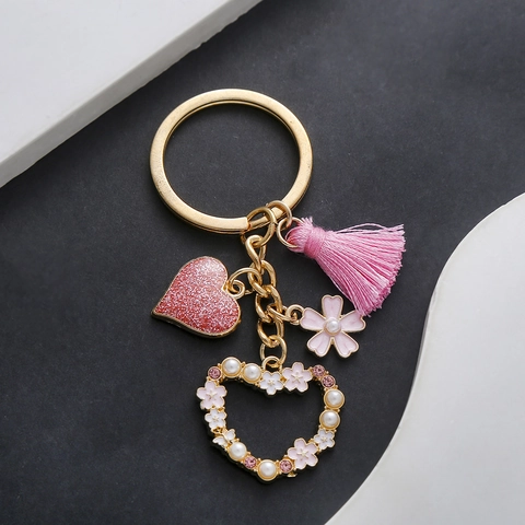 Romantischer Rosa Herz Quaste Schlüsselanhänger Zinklegierung Kirschblüte Kunstperle Offener Anhänger Damen Tasche Schmuck Zubehör