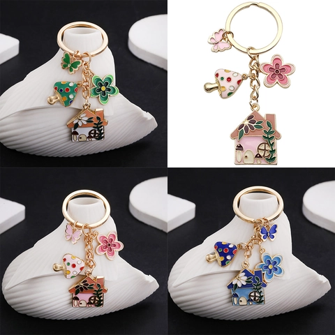 Süßer Emaille Pilzhaus Schmetterling Schlüsselanhänger Zinklegierung Blumenanhänger Schlüsselring Für Damen Tasche Anhänger Geschenk