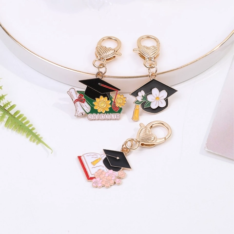 Zinc Alloy Graduation Season Enamel Keychain Doctoral Hat Sunflower Book Scroll Heart Lobster Clasp Bag Hanging Charm Graduation Gift For Students
