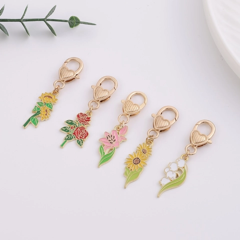 Emaille Blumen Schlüsselanhänger Sonnenblume Rose Lilie Anhänger Zinklegierung Taschenanhänger Gold Herzverschluss Mode Schmuck Geschenk