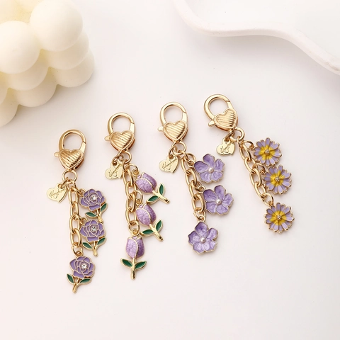 Élégant Porte-clés Fleur en Alliage Violet Avec Fermoir Coeur Pendentif Romantique Rose Tulipe Marguerite Accessoires de Sac Cadeau Femme