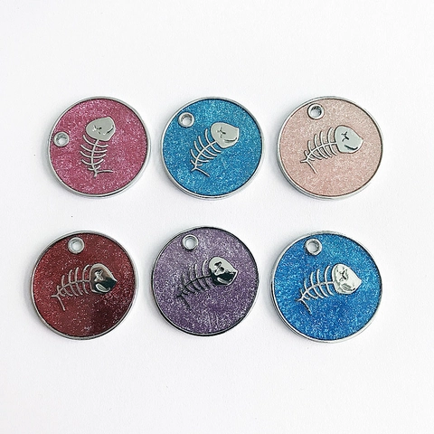 Round Glitter Pet ID Tag With Fishbone Pattern Metal Alloy Anti-Lost Dog Cat Name Plate Pendant Decorative Collar Accessory