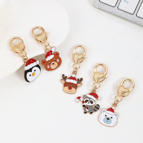 Weihnachten Cartoon Tier Metall Schlüsselanhänger Emaille Anhänger Süß Bär Pinguin Rentier Schlüsselanhänger Geschenk Taschendekor