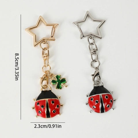 Portachiavi in Metallo con Coccinella in Lega di Zinco Creativo Anello a Forma di Stella Ciondolo a Quadrifoglio Smalto Rosso Portachiavi Animale Fortunato per Charm da Borsa da Donna