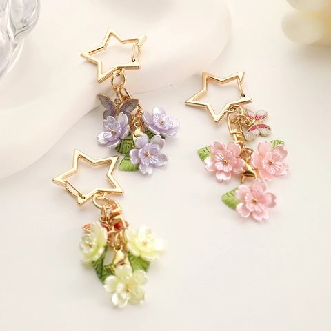 Women Fresh Cherry Blossom Butterfly Keychain With Gold Star Buckle Alloy Enamel Flower Bag Charm Pendant Gift Accessory