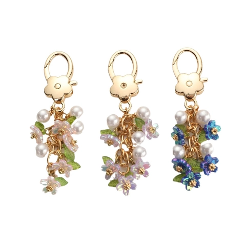 Süße Bunte Künstliche Perle Blume String Schlüsselanhänger Für Damen Zinklegierung Floral Handtasche Charm Tasche Anhänger Rosa Lila Blau Schmuck Geschenk