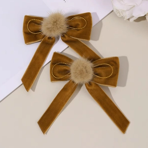 Vintage Fluwelen Strik Haarclips Voor Kinderen Meisjes Schattige Kunstmatige Bontbal Goudrand Haarspelden Koreaanse Stijl