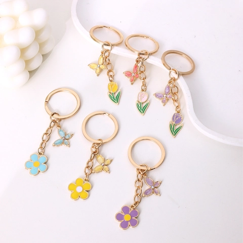 Enamel Butterfly Flower Tulip Alloy Keychain Minimalist Gold Plated Floral Bag Charm Car Hanging Decoration Gift For Women