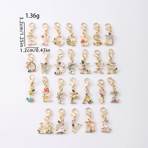 Zinklegierung Emaille Anfangsbuchstabe Anhänger Gold Überzogene Blumenmuster Schlüsselanhänger Tasche Charme Für Damen Schmuck