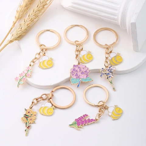 Zinklegierung Biene Und Blume Schlüsselanhänger Bunt Emaille Floral Tasche Anhänger Gold Metall Schlüsselring Schmuck Geschenk Für Damen