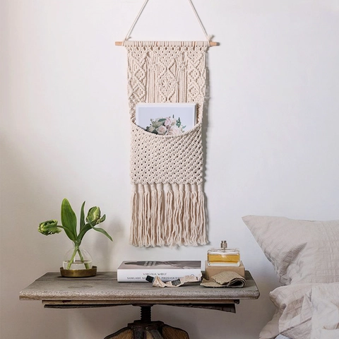 Borsa portaoggetti da parete bohémien in macramè Arazzo in cotone fatto a mano con asta in legno e nappine