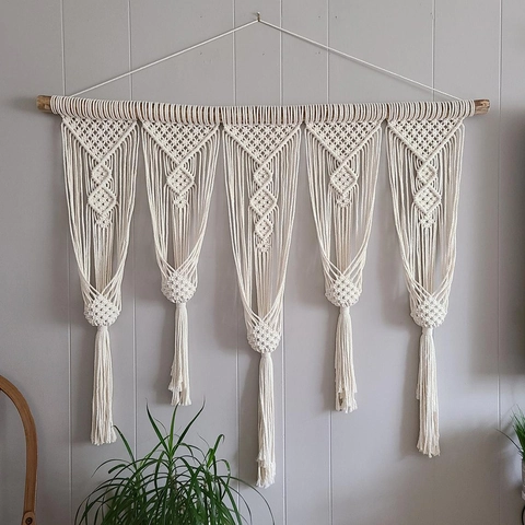 Arazzo da Parete in Macramè Tessuto a Mano Con Portapiante a 5 Tasche Cavo in Cotone Asta in Legno Arredo Boho Soggiorno