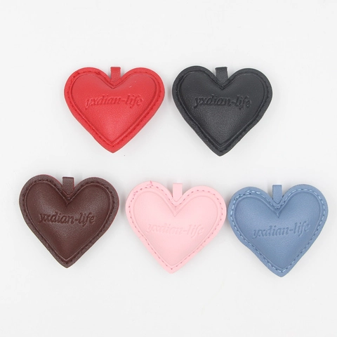 Cute Heart Shaped PU Leather Keychain Pendant Creative Bag Accessories Versatile Car Keyring Gift For Women Men