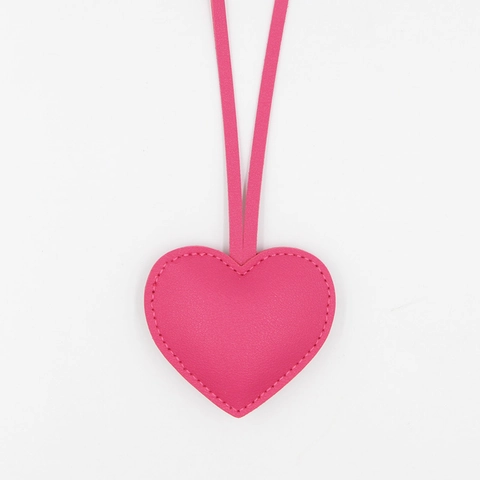 Cartoon Herzform PU Leder Schlüsselanhänger Minimalistisches Nähtesign Handschlaufe Taschenanhänger Für Damen Auto Zubehör Geschenk