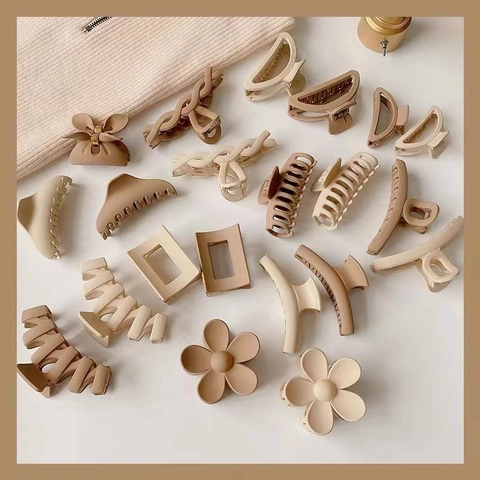 Matte Large Hair Claw Clips For Women Korean Minimalist Geometric Flower Resin Hair Clamps Everyday Hair Styling Accessory